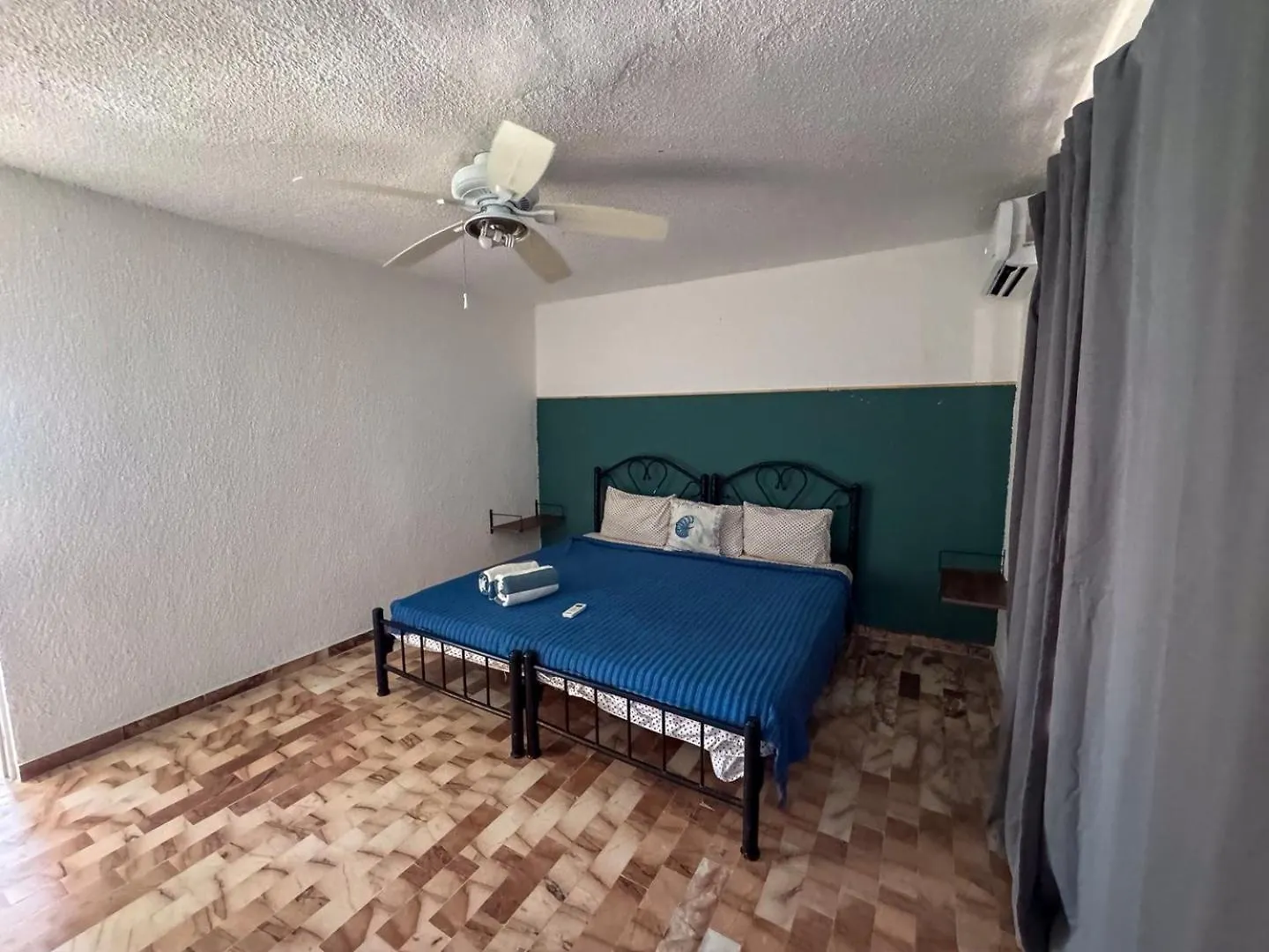 Spacious 2-Story, 4 Bedrooms, Ocean View Balcony Cancun Apartment